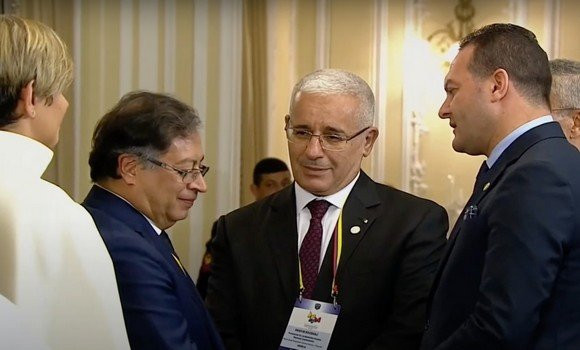 A l’occasion de l’investiture du Président colombien/  Boughali transmet les félicitations du Président Tebboune à M.Gustavo Petro