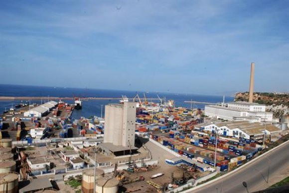 Hausse du volume des exportations hors hydrocarbures au premier semestre au port d’Oran
