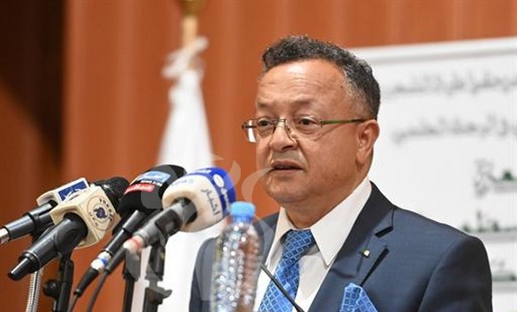 Enseignement supérieur et Recherche scientifique / Bidari souligne la nécessité pour les universités de s’ouvrir davantage sur l’environnement social et économique