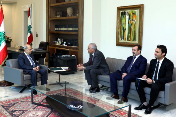 Sommet arabe d’Alger / Le Président Tebboune invite le Président du Liban