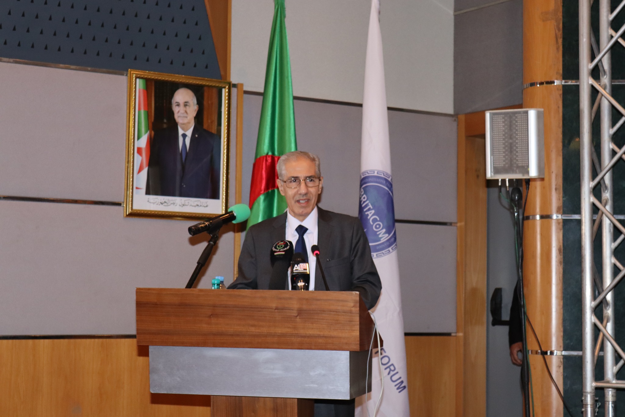 Brahim Djamel Kassali aux walis / Toutes les mesures sont prises pour soutenir l’investissement et améliorer la gouvernance financière