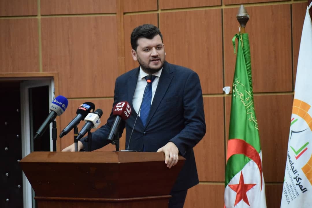 Yacine El Mahdi Oualid devant l’APN / Le projet de loi portant statut de l’auto-entrepreneur permettra d’organiser les nouvelles activités économiques