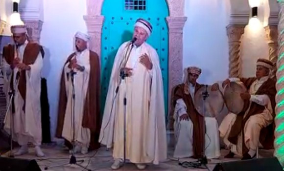 Des participants à un colloque l’ont souligné / La poésie populaire et la chanson bédouine ont contribué à la sauvegarde de la mémoire nationale