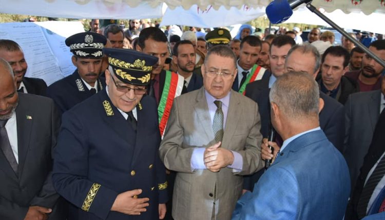 Brahim Merad à Touggourt / L’Etat veille à assurer la relance des projets de développement au profit du citoyen où qu’il soit