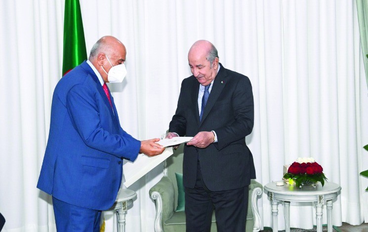 Activités du Président de la République / Le Président Tebboune reçoit le Secrétaire du Comité central du mouvement Fatah