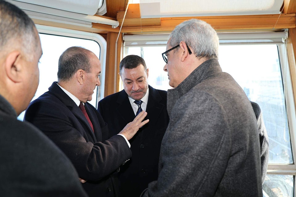 Afin de réduire le temps d’accostage des cargos / Beldjoud appelle à concrétiser la plateforme numérique de la communauté portuaire