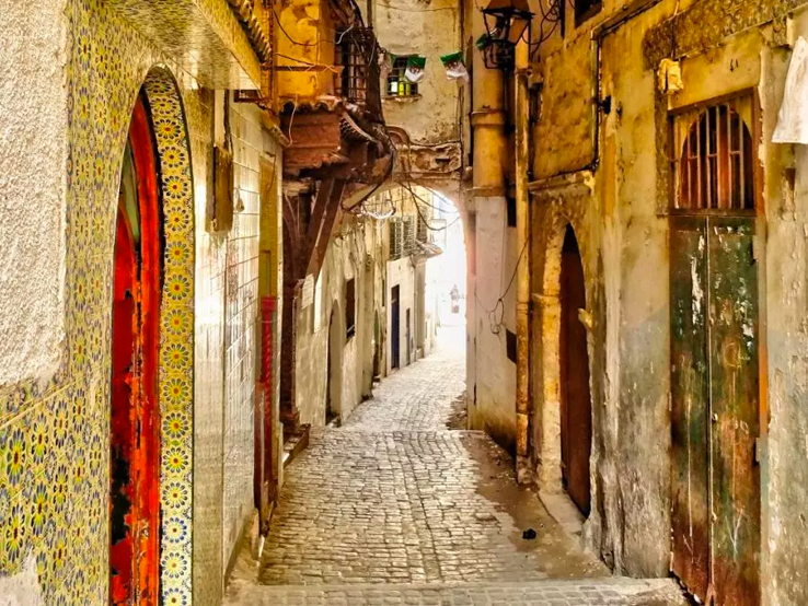 La Chéchia algérienne mise en lumière au Musée des arts et des traditions populaires