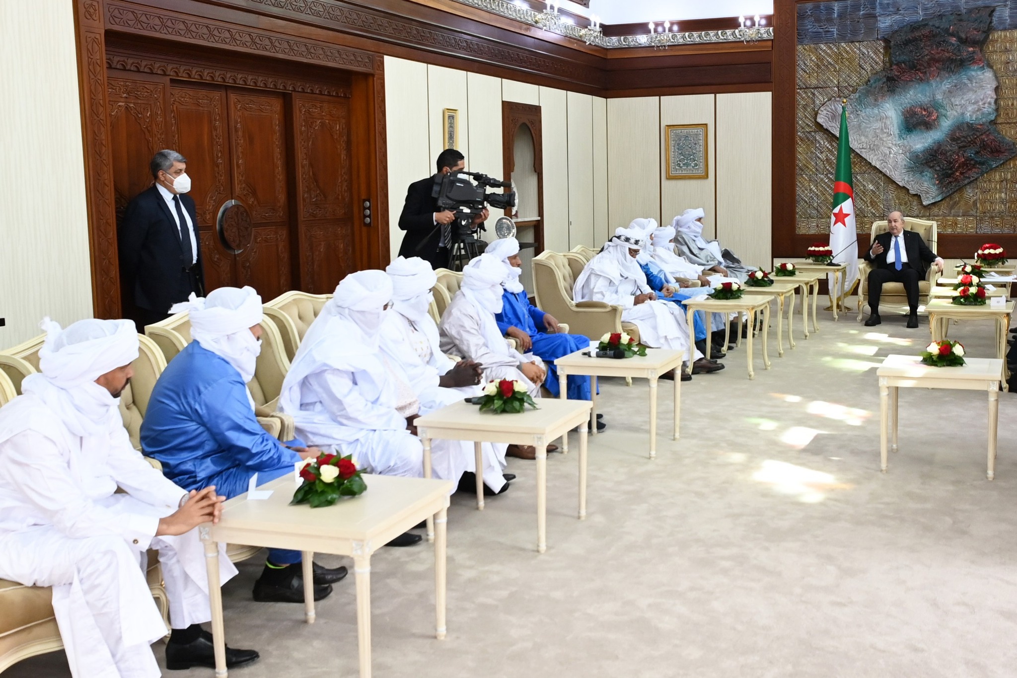 Audience présidentielle / Le Président Tebboune reçoit les présidents et les représentants des mouvements politiques du Mali