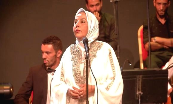 Elle a été nommée par Le ministère de la Culture et des Arts / Souad Bouali Commissaire du Festival de la chanson oranaise