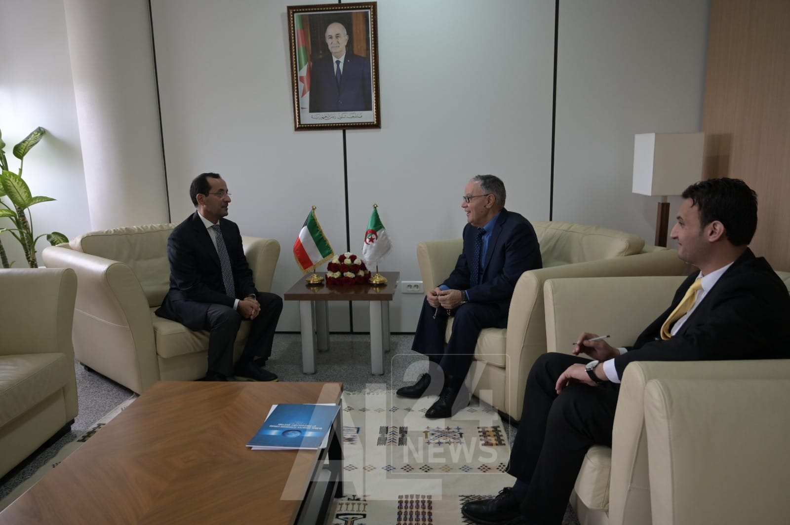 Diplomatie / Belani et l’ambassadeur koweïtien à Alger examinent le renforcement des consultations politiques et la promotion de la coopération bilatérale