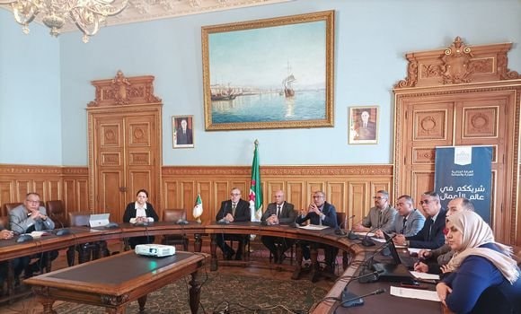 Pour sa modernisation et l’amélioration des performances de l’établissement / Zitouni appelle les cadres de la CACI à revoir leur statut