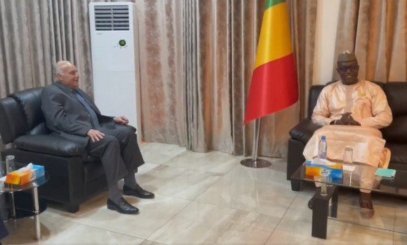 Algérie-Mali / Attaf reçu par le président du CNT