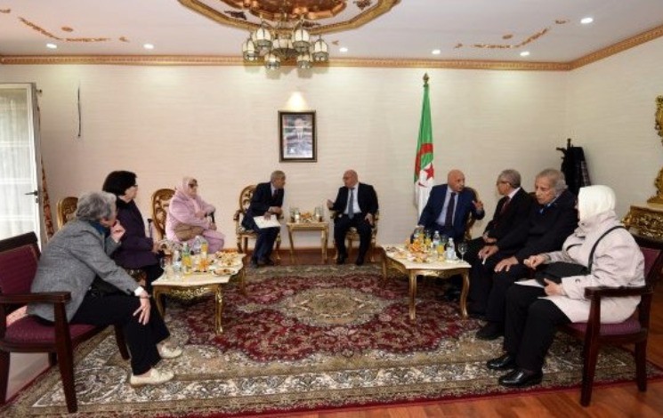 Soixantenaire de l’indépendance / Hommage à des moudjahidate du MALG à Alger