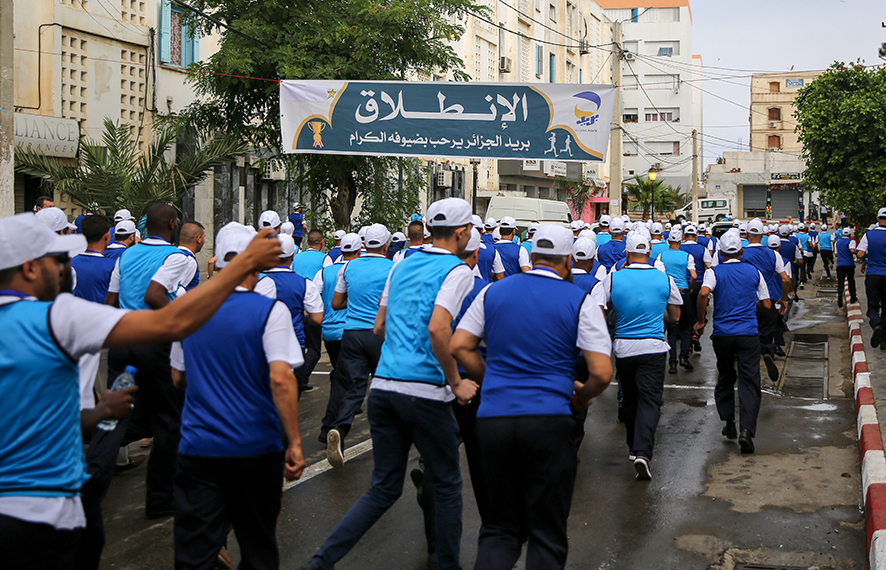 Marche des facteurs / Coup d’envoi à Alger de la phase éliminatoire