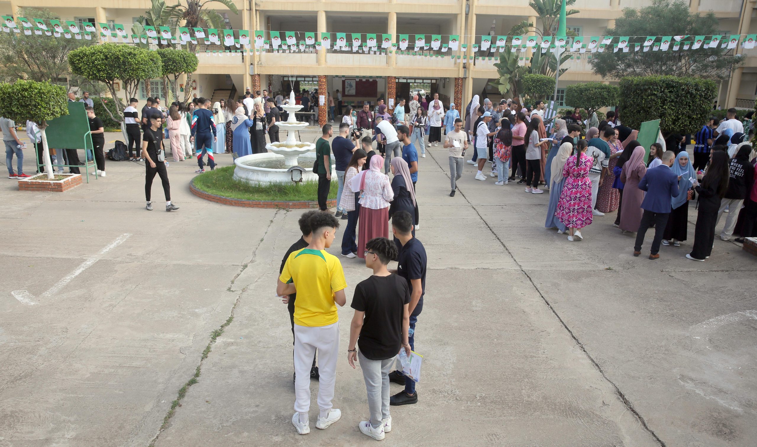 Rentrée scolaire 2023-2024 / Des mesures pour alléger les cartables