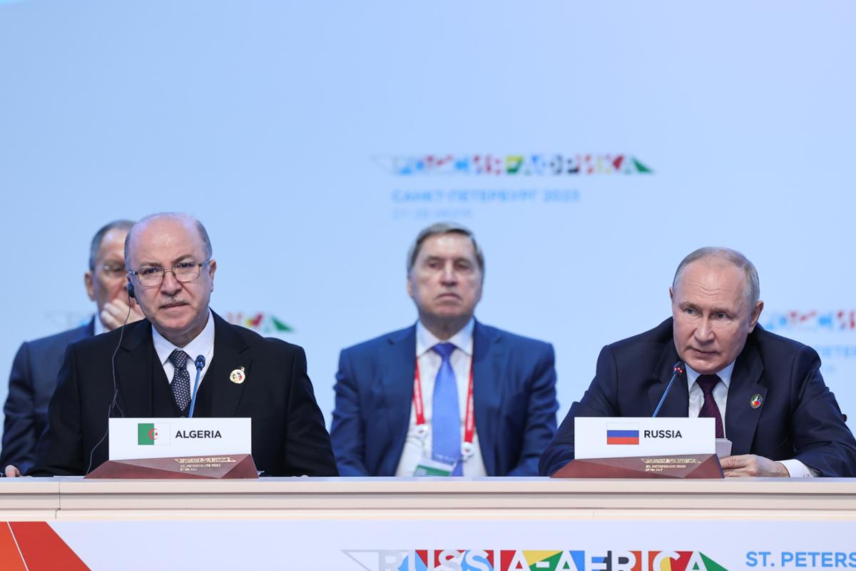 L’Algérie portail du partenariat afro-russe, déclare  Benabderrahmane à Saint-Petersbourg