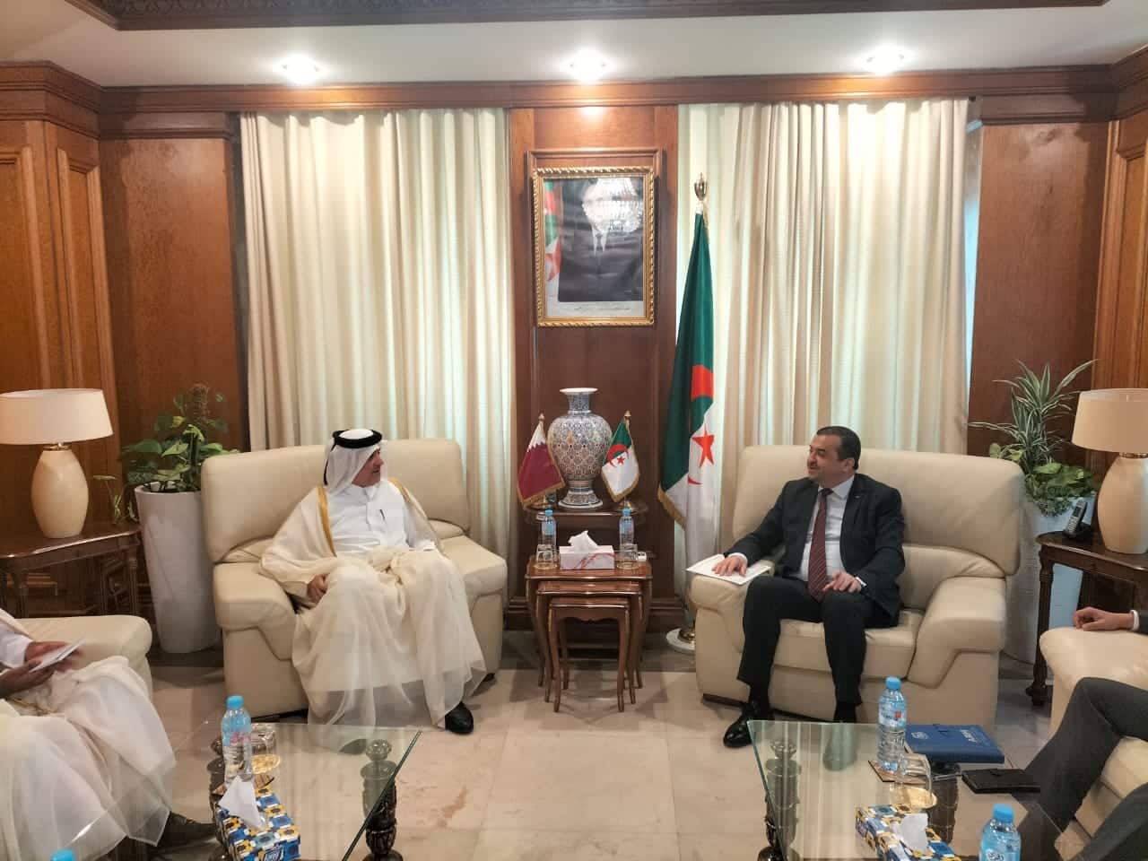 Energie et mines / M. Arkab examine avec l’ambassadeur qatari les moyens de renforcer la coopération bilatérale