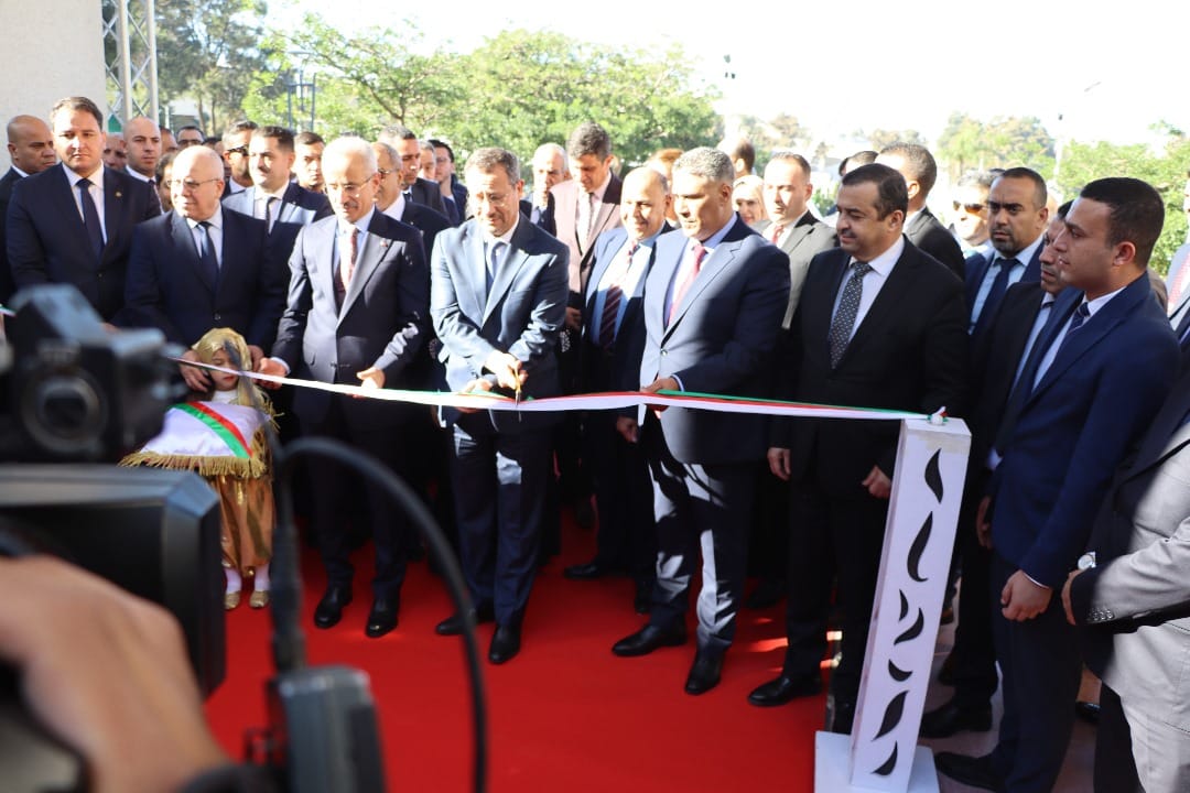 19e  édition du salon international des travaux publics / Rekhroukh encourage les entreprises et les startups à contribuer au développement de l’industrie ferroviaire