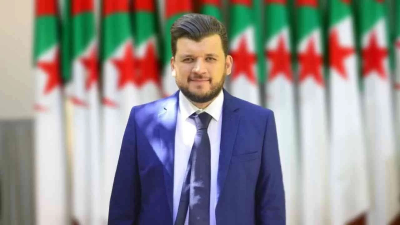 Dans le cadre d’une démarche visant à encourager l’entrepreneuriat chez les jeunes créateurs / El-Mahdi Oualid annonce le lancement de l’Agence nationale de l’auto-entrepreneur, début 2024