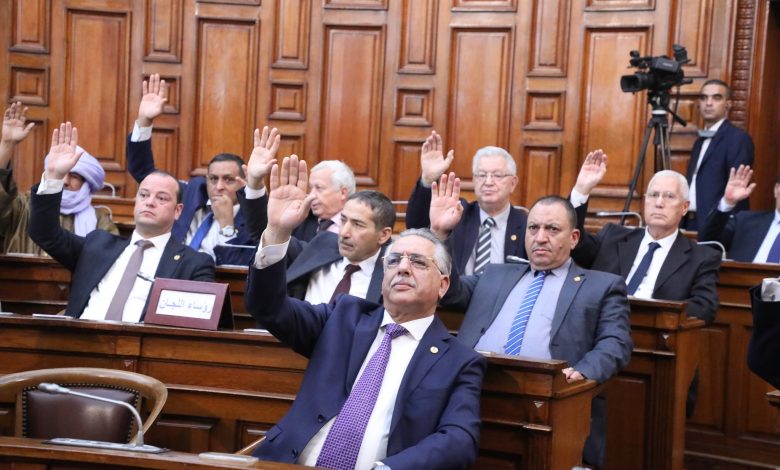 Conseil de la nation / Adoption du texte de loi relatif à la protection et à la préservation des terres de l’Etat