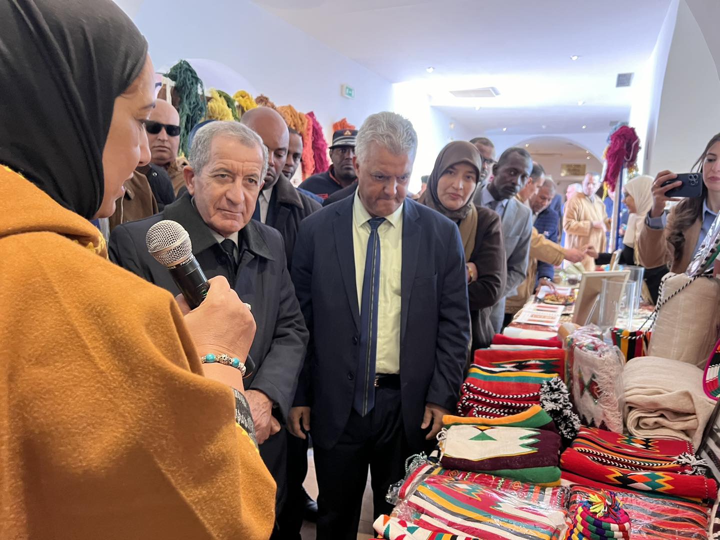 En visite à Timimoun / Mokhtar Didouche annonce l’ouverture d’un marché permanent de l’artisanat