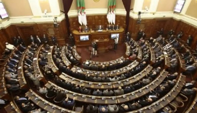 Dans le dernier numéro du Journal officiel / Publication du décret présidentiel portant convocation du Parlement en ses deux chambres réunies