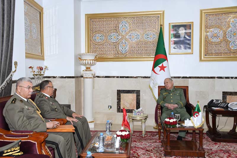 Le Général d’Armée Saïd Chanegriha reçoit le Chef d’Etat-major de l’Armée de terre des Forces armées tunisiennes