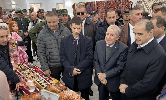 Pour la commercialisation de leurs produits / Mokhtar Didouche encourage les artisans à adopter l’e-commerce 