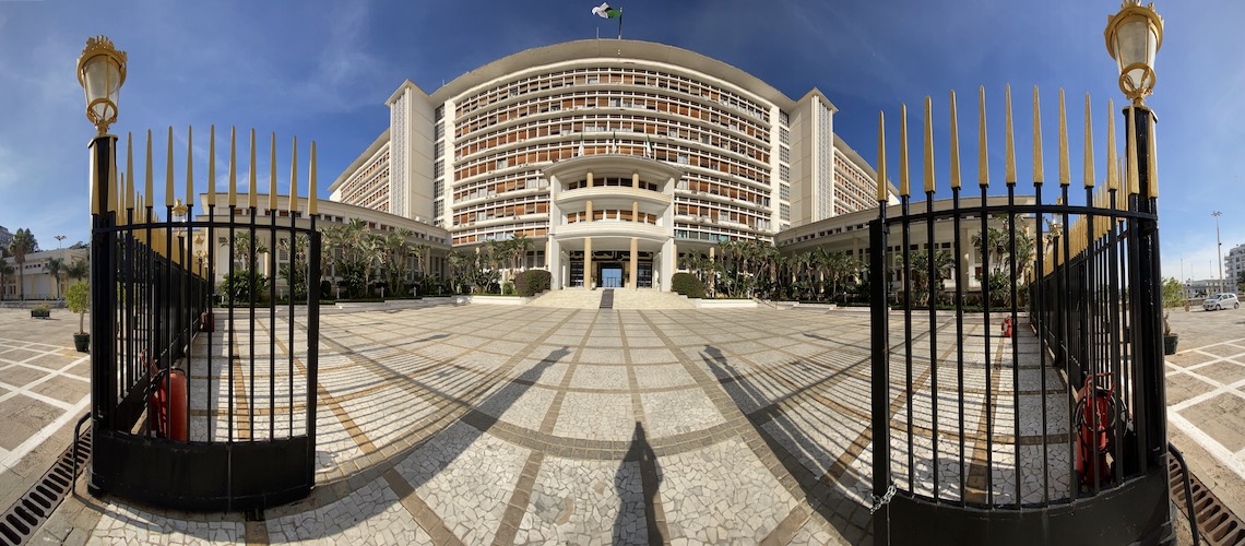 Réunion du Gouvernement hier / A l’ordre du jour, la numérisation, le travail, l’enseignement supérieur et l’avant projet du code de la route