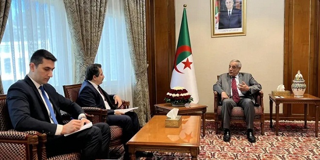 Audience au Palais du gouvernement / Le Premier ministre reçoit l’ambassadeur de la Turquie en Algérie