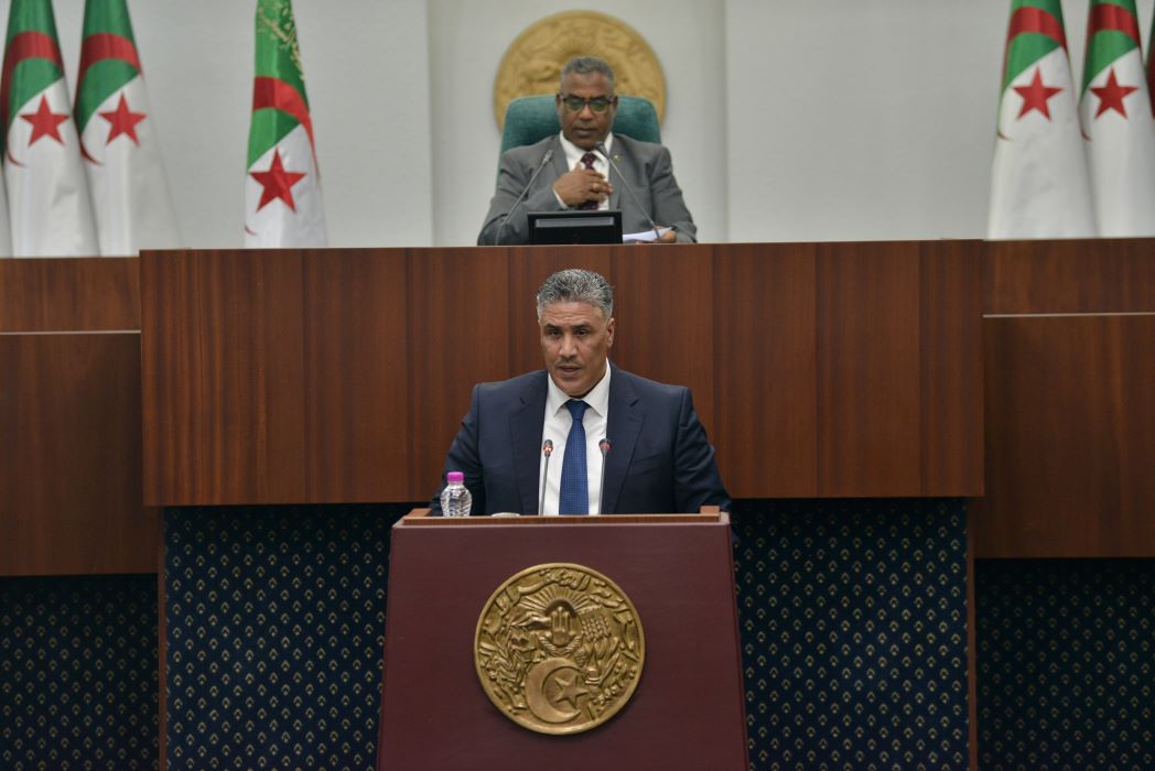 Intervenant lors d’une session de l’APN / Belaribi annonce la numérisation du processus d’attribution du logement social