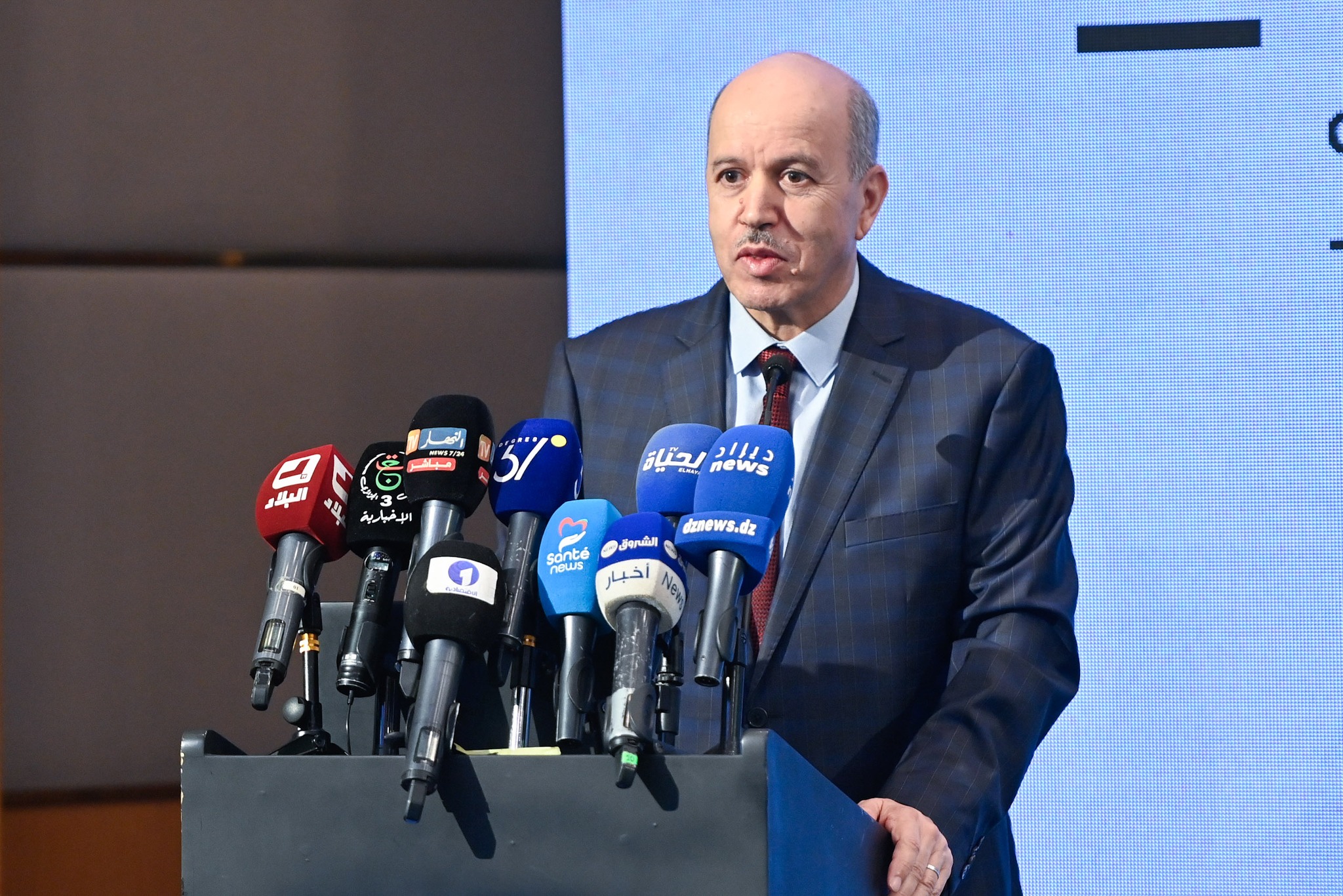 Conférence internationale sous le thème “Panorama pharmaceutique, les nouveaux caps” / Saihi souligne l’importance de la création d’un marché africain dédié à l’industrie pharmaceutique