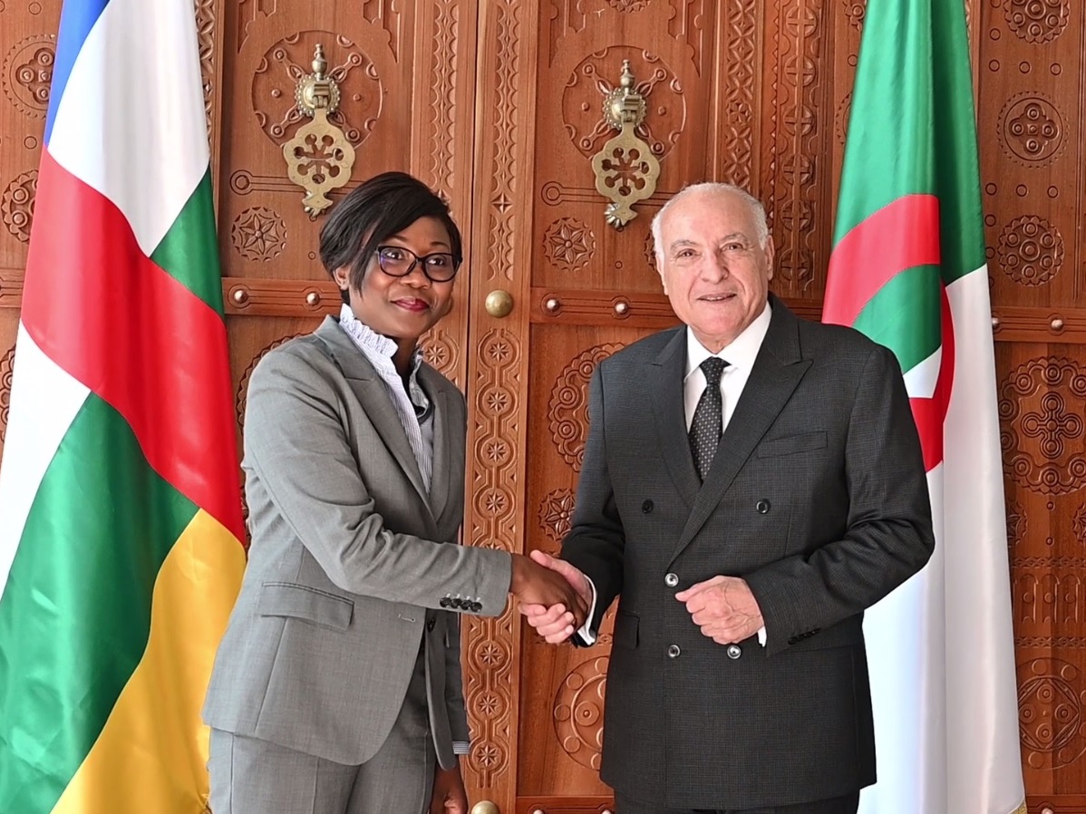 Audience au Ministère des Affaires étrangères et de la Communauté nationale à l’étranger / Attaf reçoit son homologue centrafricaine