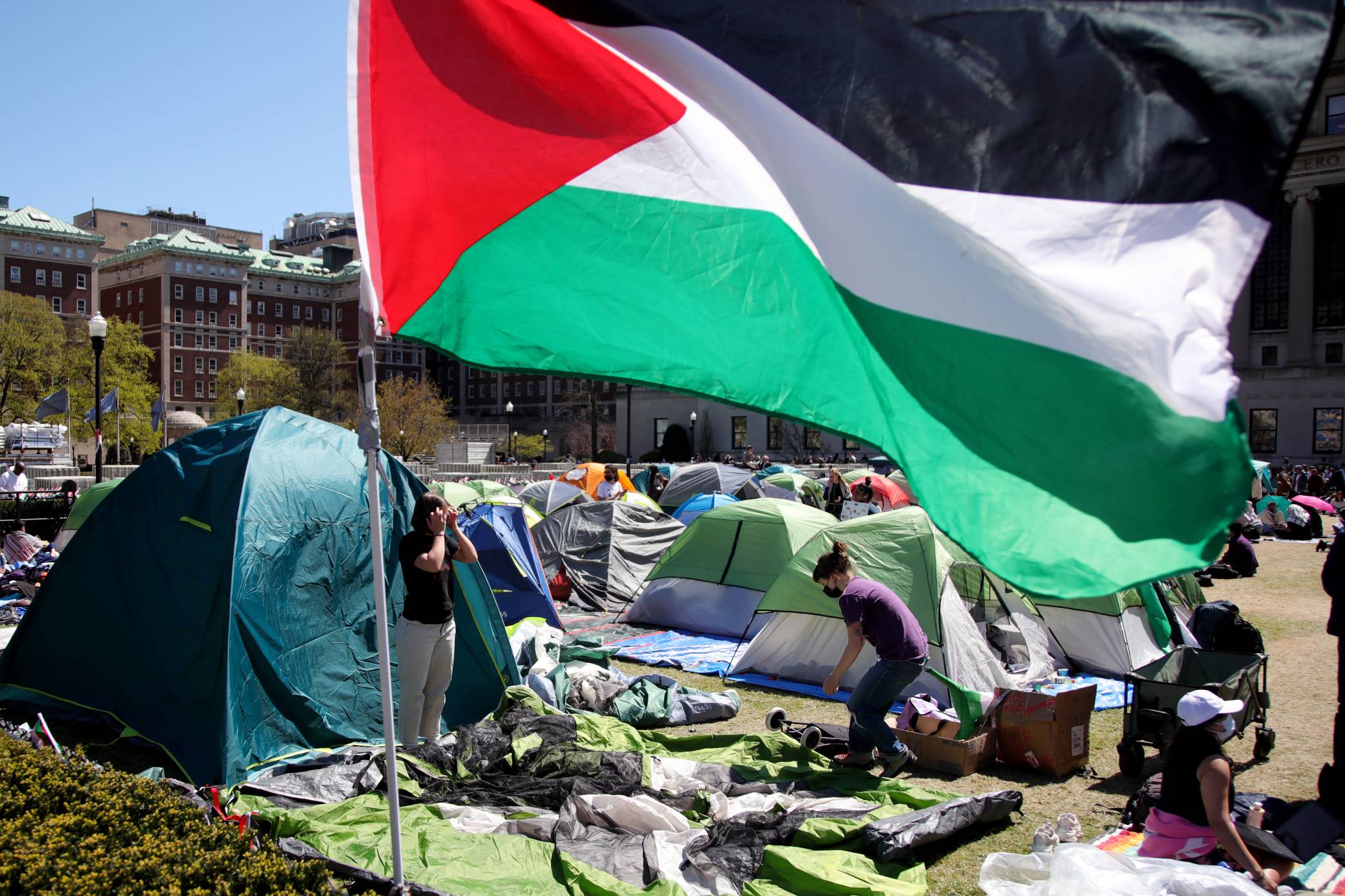 Agression sioniste / Un campement étudiant en soutien à la Palestine sur le campus de l’UvA à Amsterdam
