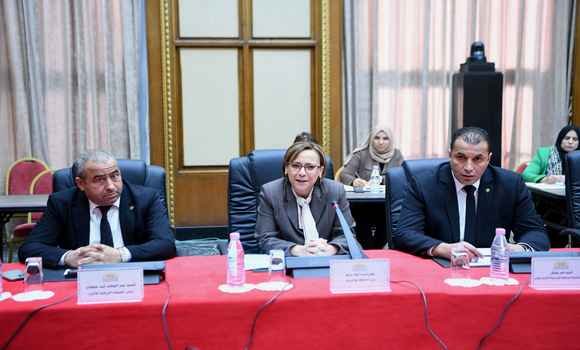 APN / Réunion de coordination pour renforcer la coopération institutionnelle entre les pouvoirs législatif et exécutif