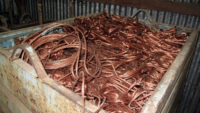 Ain Defla / Démantèlement d’un réseau criminel spécialisé dans le vol de câbles en cuivre et de transformateurs électriques