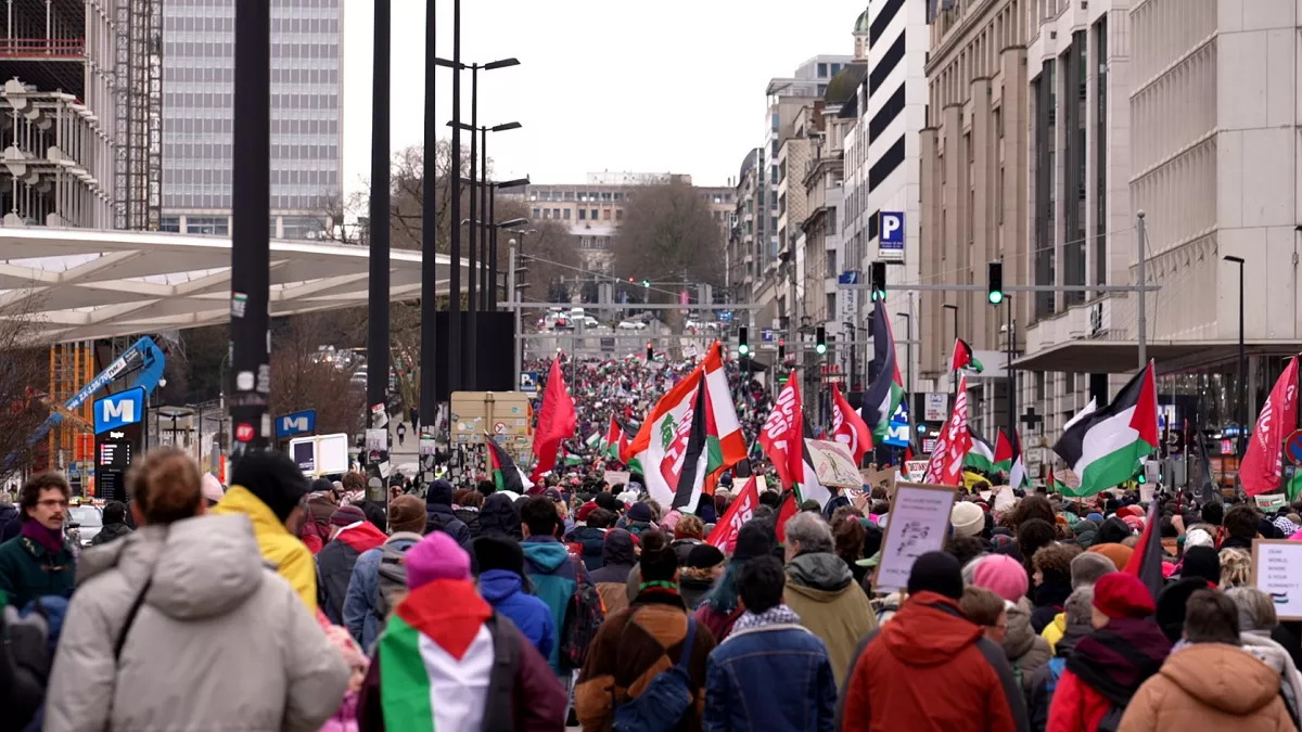 Soutien à la Palestine / Des milliers de personnes défilent à Bruxelles pour exiger un cessez-le-feu permanent à Ghaza