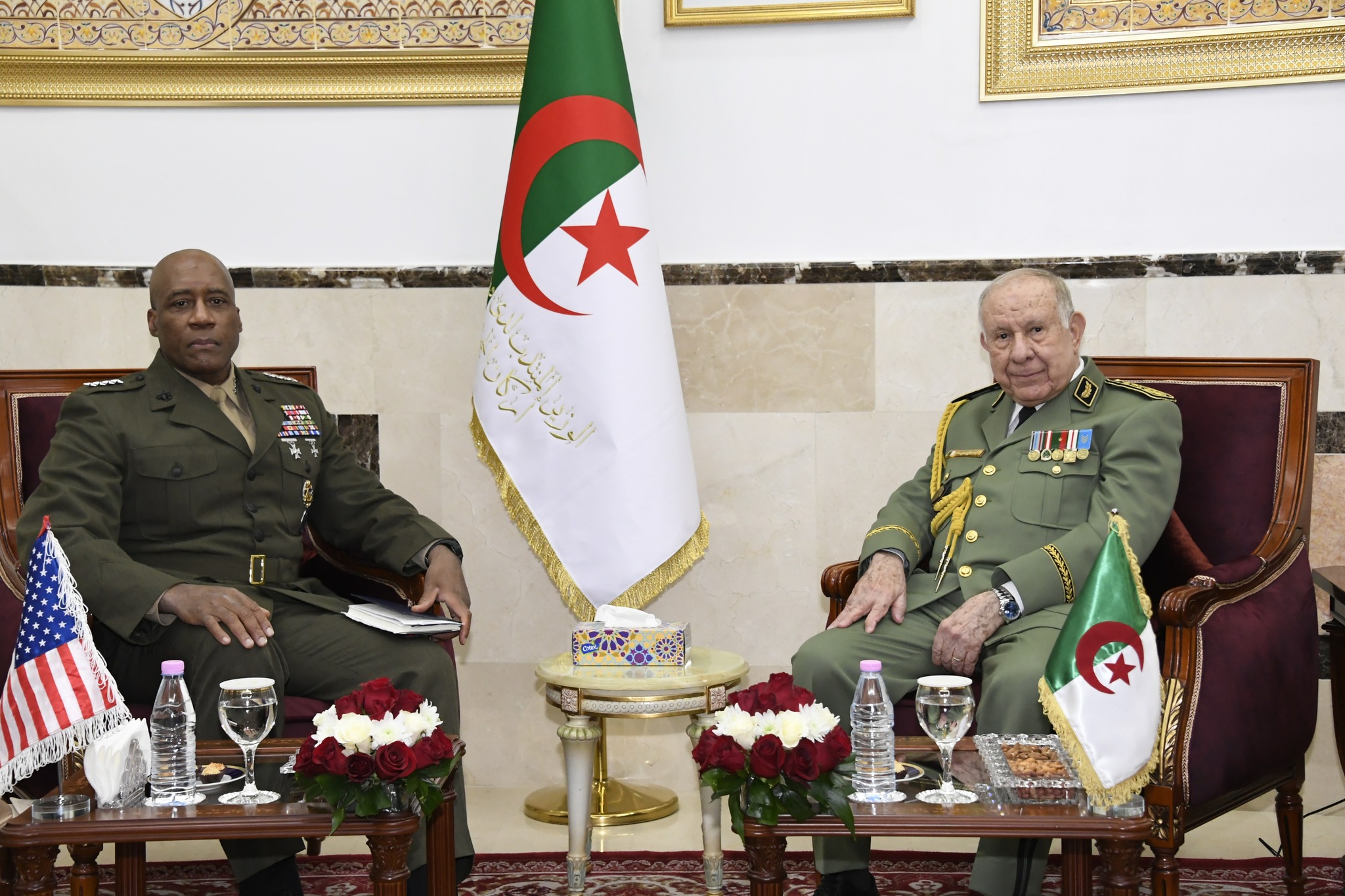 Ministère de la Défense Nationale / Le Général d’Armée Saïd Chanegriha reçoit le Commandant d’AFRICOM