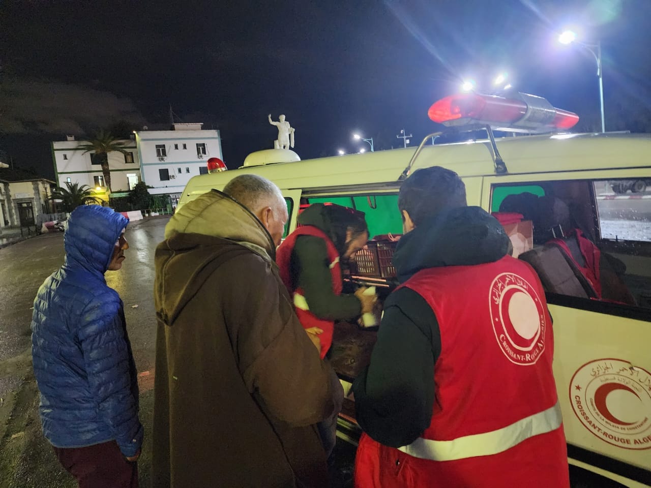 Constantine / Près de 7.600 repas chauds offerts aux SDF