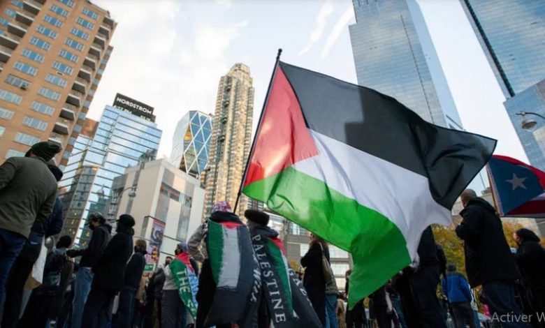 Sit-in à New York / Pour demander la libération des professionnels de la santé Palestiniens détenus dans les prisons sionistes