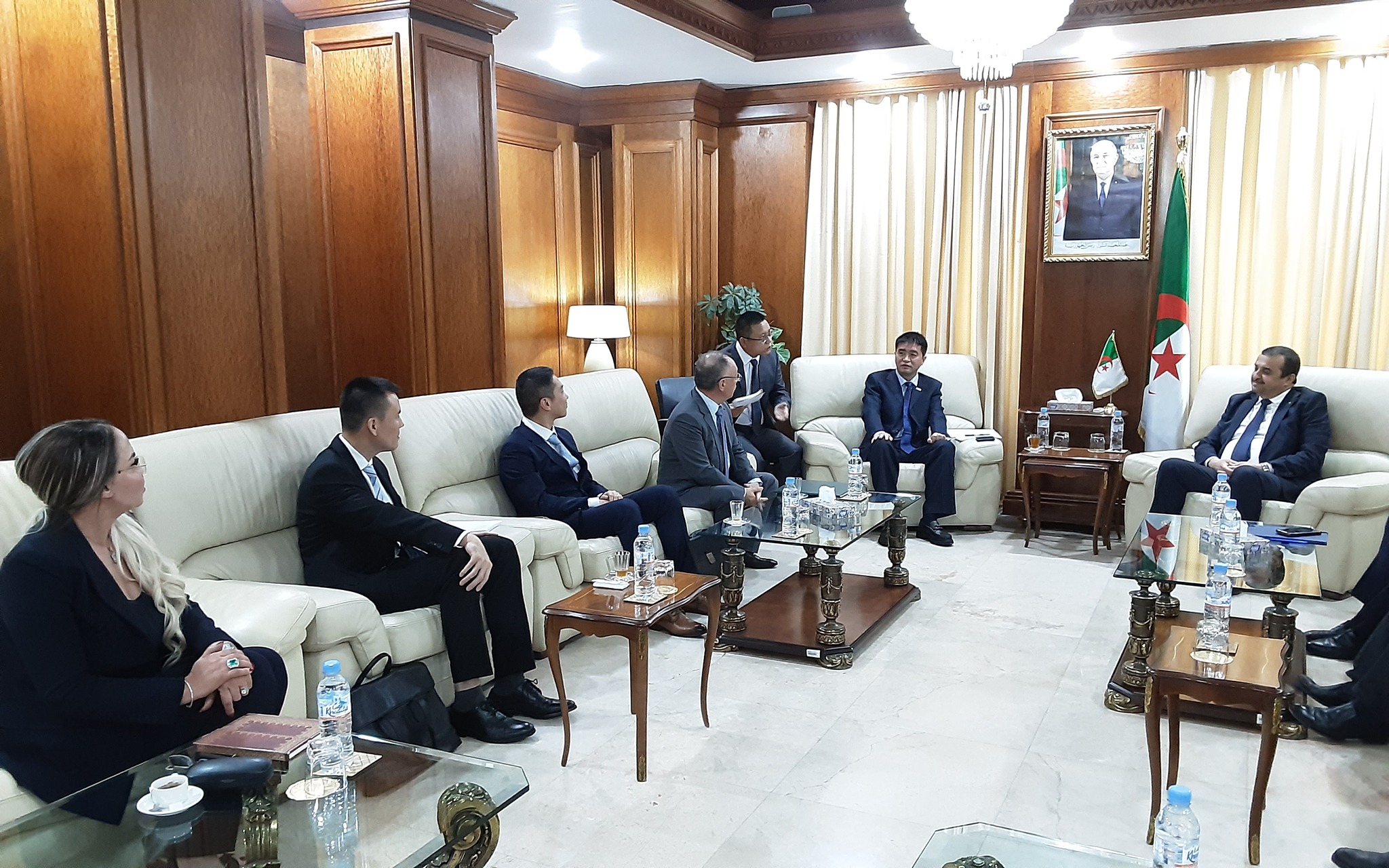 Coopération énergétiques entre l’Algérie et la Chine / Mohamed Arkab et Sinopec explorent de nouvelles opportunités