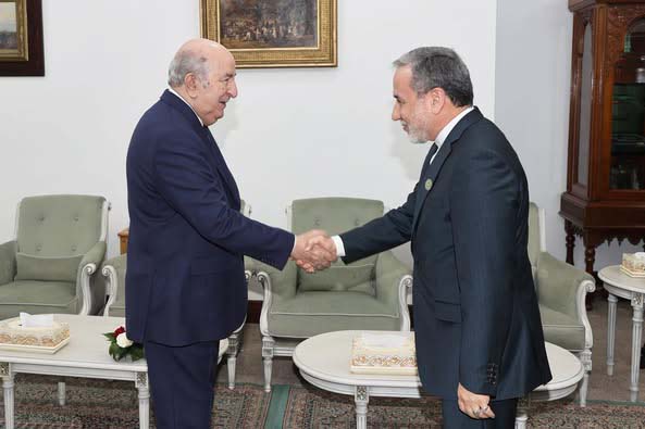 Audiences présidentielles / Le Président de la République reçoit le ministre iranien des Affaires étrangères