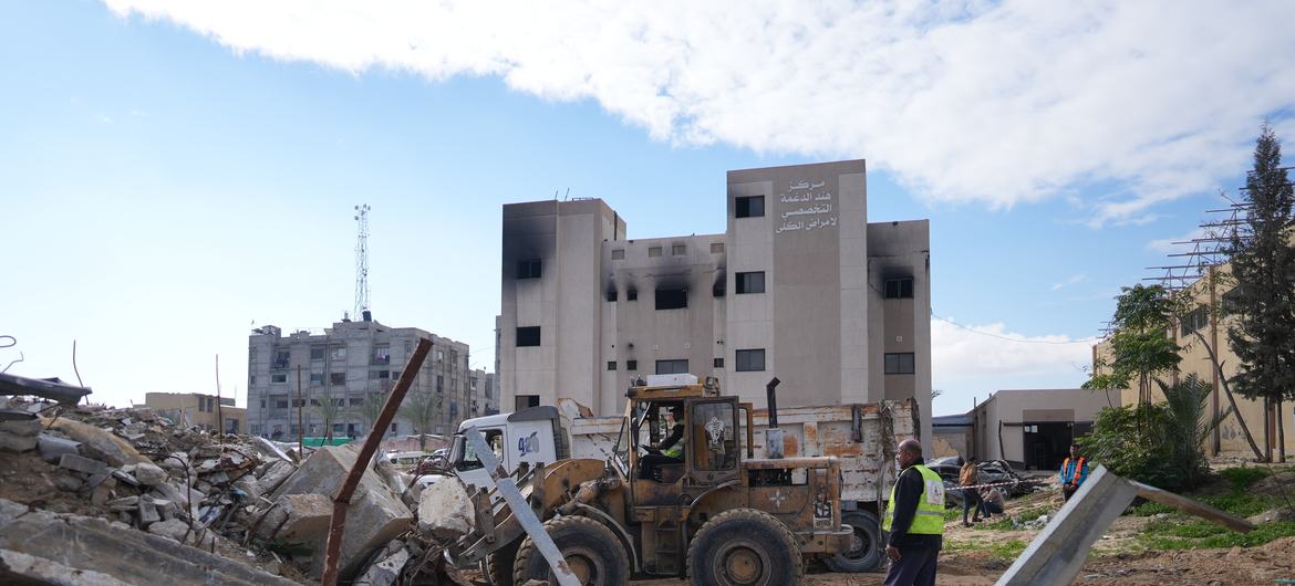 Bombardement du complexe médical Nasser à Ghaza / L’UIPA condamne