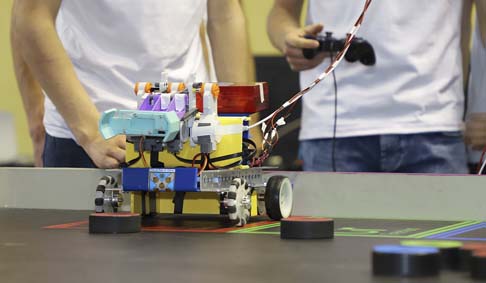 Éducation et innovation en Algérie/Lancement du Prix national de la robotique pour la rentrée 2025-2026