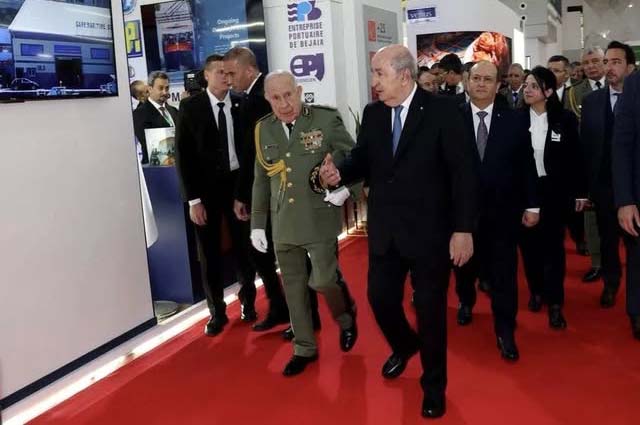 33e édition de la Foire de la production algérienne / Le président de la République salue les progrès des entreprises industrielles nationales