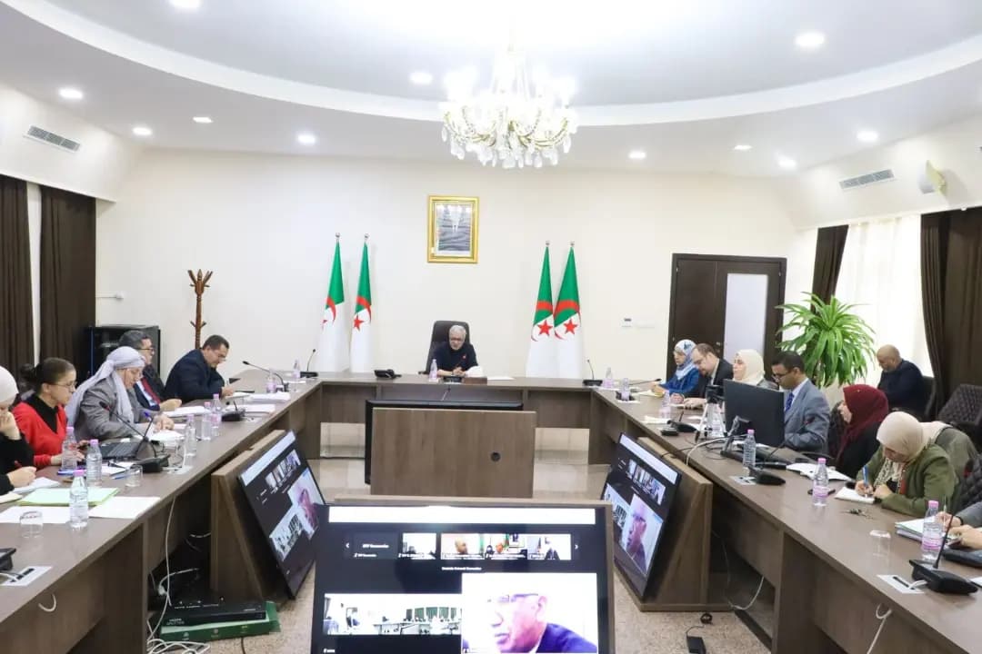 Travaux publics / Réunion pour suivre la mise en œuvre de la stratégie nationale de transformation numérique dans le secteur