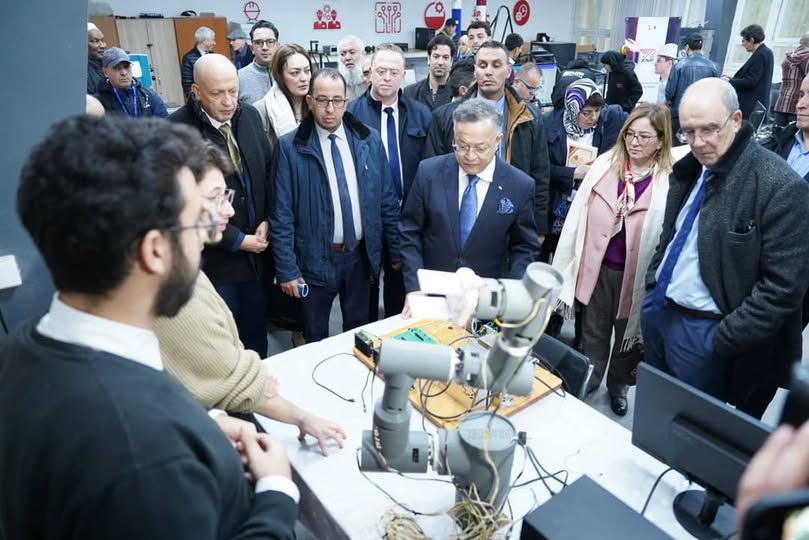 Pour s’enquérir des projets innovants des étudiants/Kamel Baddari se rend à l’Ecole nationale Polytechnique d’El Harrach
