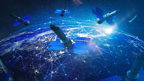 Satellites en orbite autour de la terre/ Un embouteillage cosmique sans risques ?