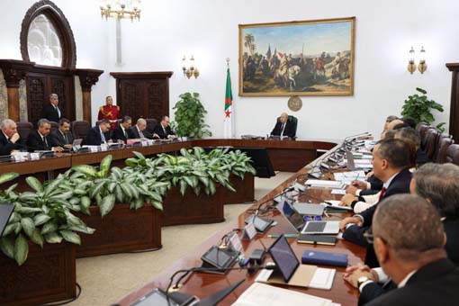 Tenue hier d’une réunion du Conseil des Ministres / A l’ordre du jour, notamment, la justice militaire, le secteur des mines et l’agriculture