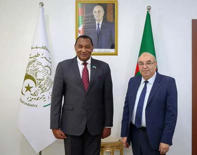 Système national des médicaments et des vaccins / Kouidri examine avec le représentant de l’OMS l’état d’avancement de l’atelier d’auto-évaluation